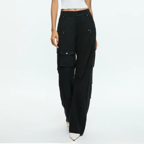 ALICE + OLIVIA Black Cargo Pants - Picture 9 of 10